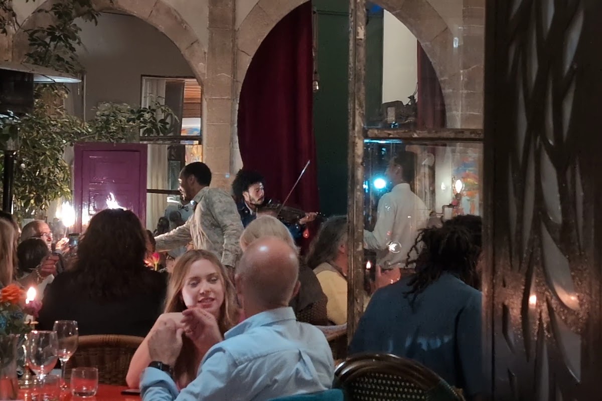 Caravane Café